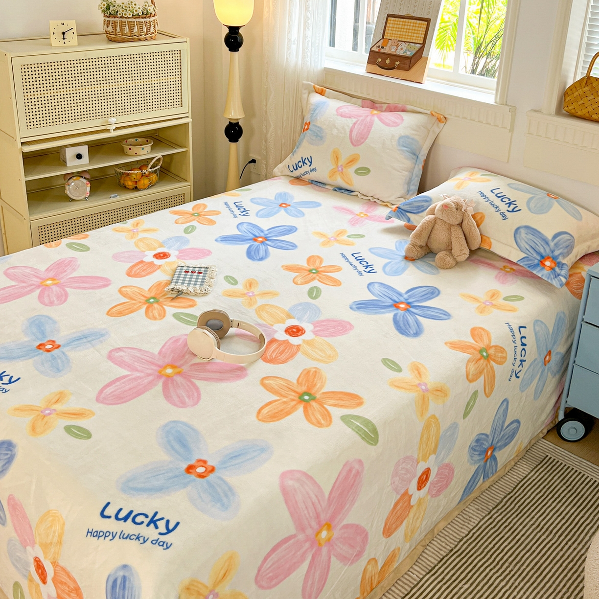 91家纺网 家纺一手货源 找家纺 启发 2025新款高克重双面牛奶绒印花系列床单三件套 甜美梦境