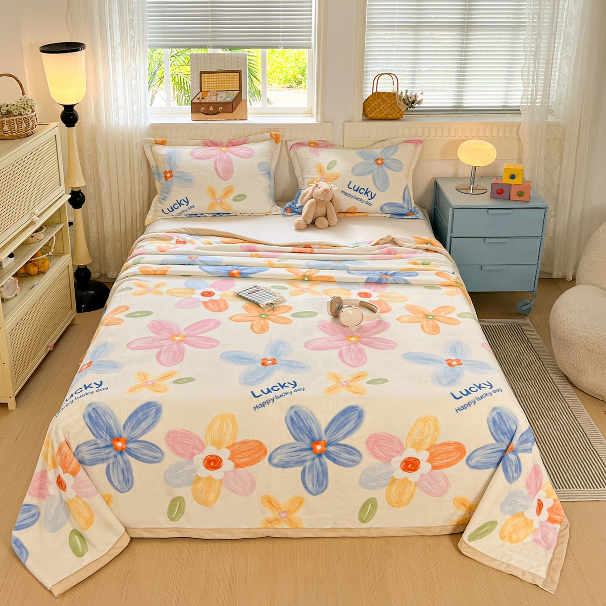 91家纺网 家纺一手货源 找家纺 启发 2025新款高克重双面牛奶绒印花系列床单三件套 甜美梦境