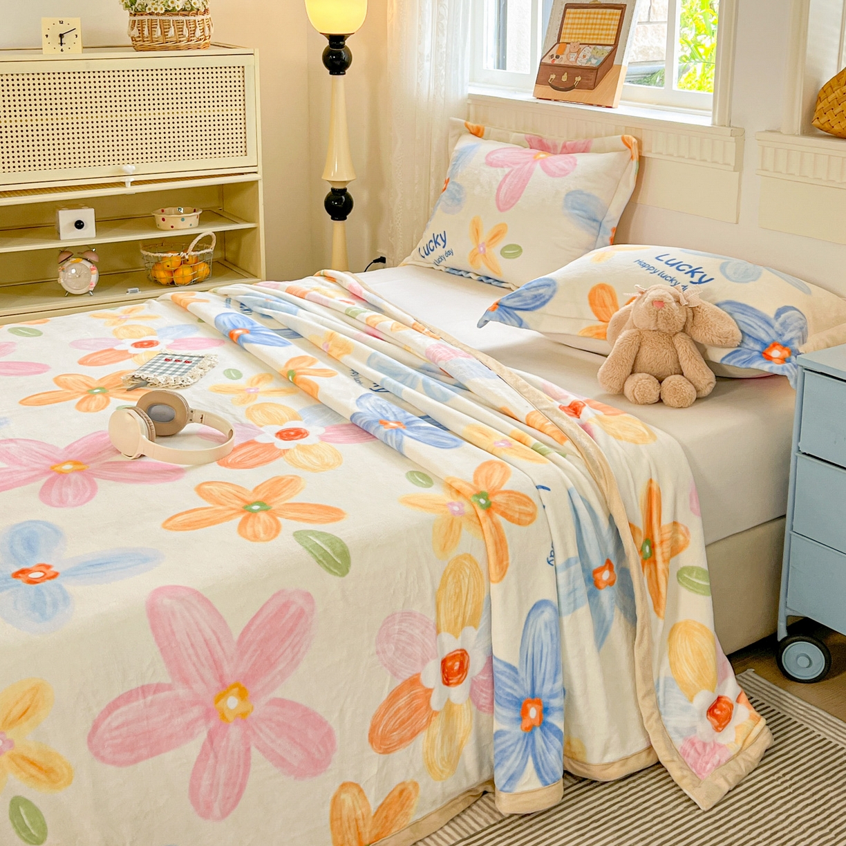 91家纺网 家纺一手货源 找家纺 启发 2025新款高克重双面牛奶绒印花系列床单三件套 甜美梦境