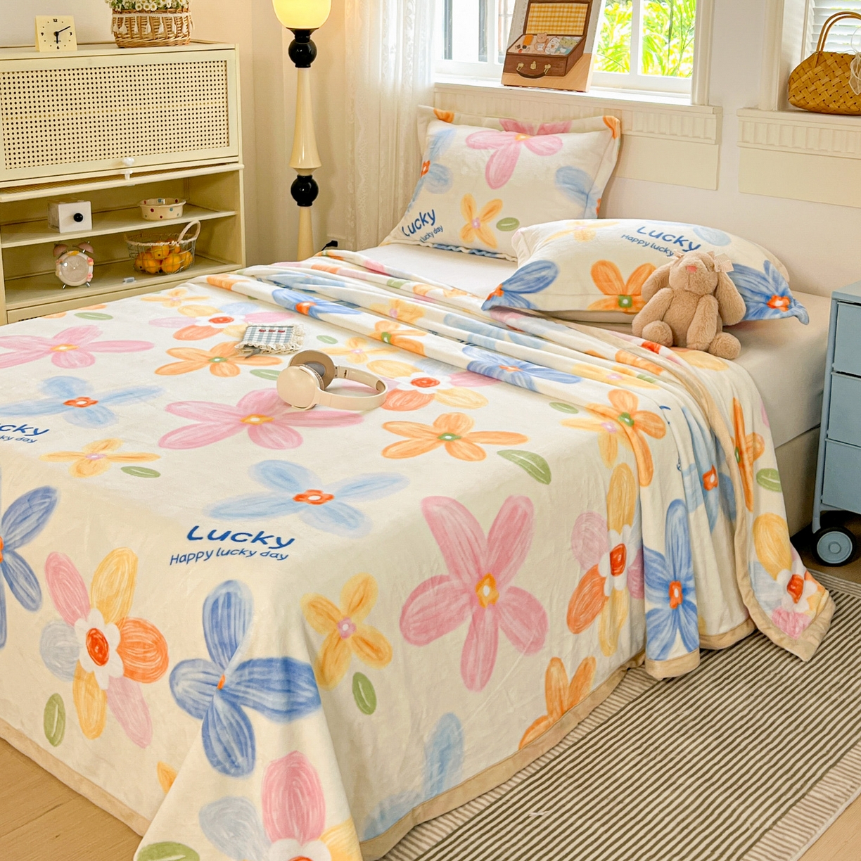 91家纺网 家纺一手货源 找家纺 启发 2025新款高克重双面牛奶绒印花系列床单三件套 甜美梦境