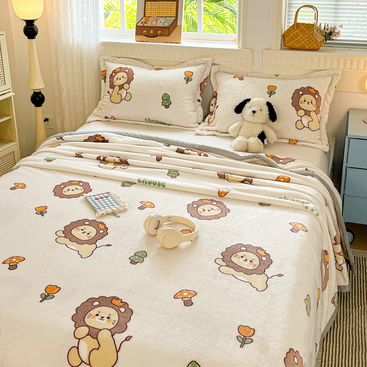 91家纺网 家纺一手货源 找家纺 启发 2025新款高克重双面牛奶绒印花系列床单三件套 小狮子