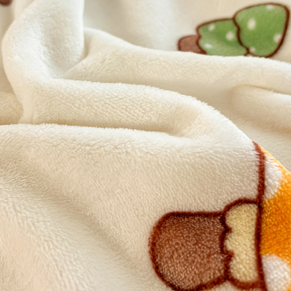 91家纺网 家纺一手货源 找家纺 启发 2025新款高克重双面牛奶绒印花系列床单三件套 小狮子