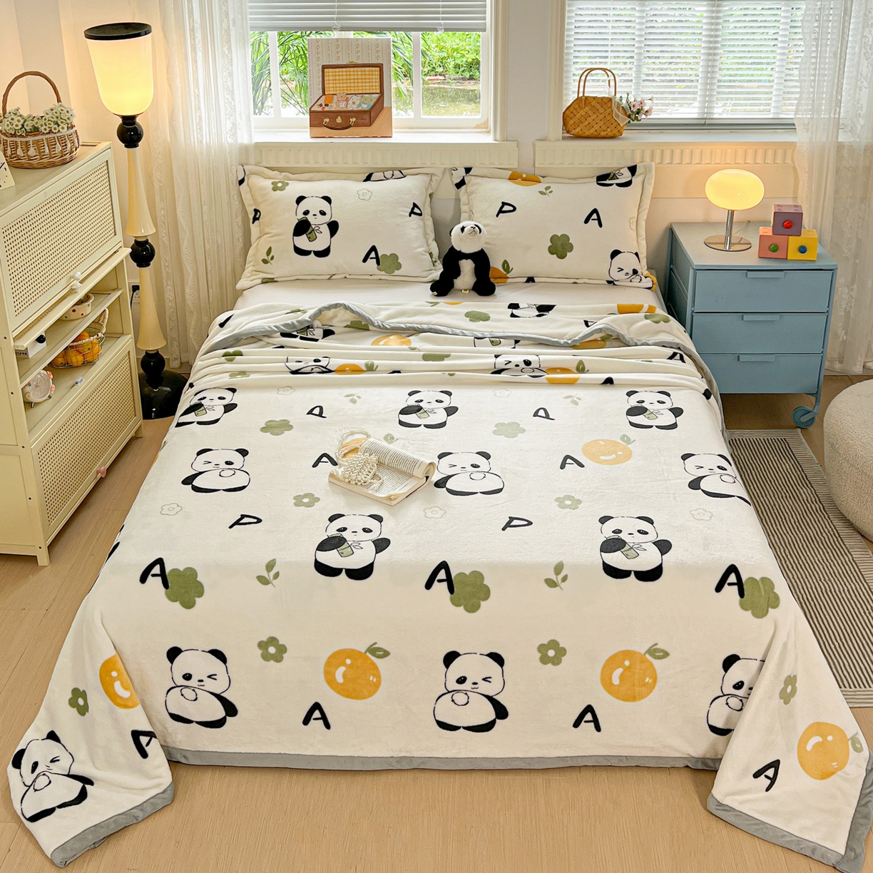 91家纺网 家纺一手货源 找家纺 启发 2025新款高克重双面牛奶绒印花系列床单三件套 小熊猫