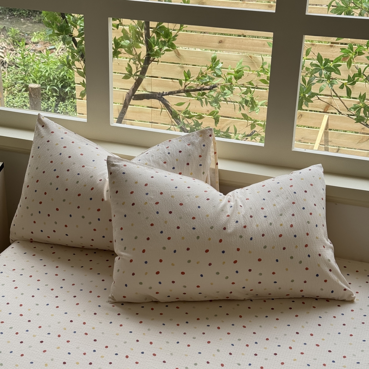 91家纺网 家纺一手货源 找家纺 叠派家纺 2025新款A类双层纱提花单品床笠系列 奶油波点