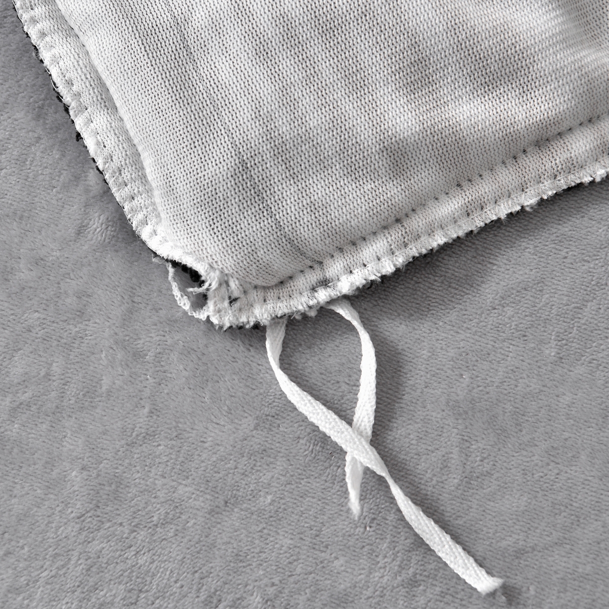 91家纺网 家纺一手货源 找家纺 （总）梦之星 2025新款雕花绒赫本风牛奶绒花边四件套  加厚8.5斤