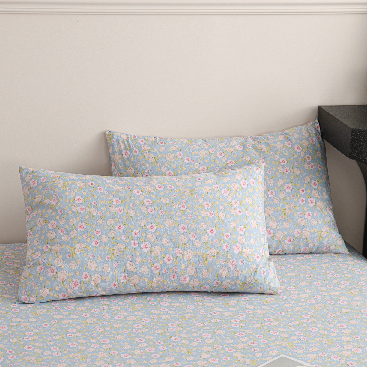 91家纺网 家纺一手货源 找家纺 叠派家纺 2025新款A类双层纱提花单品床笠系列 花与春约