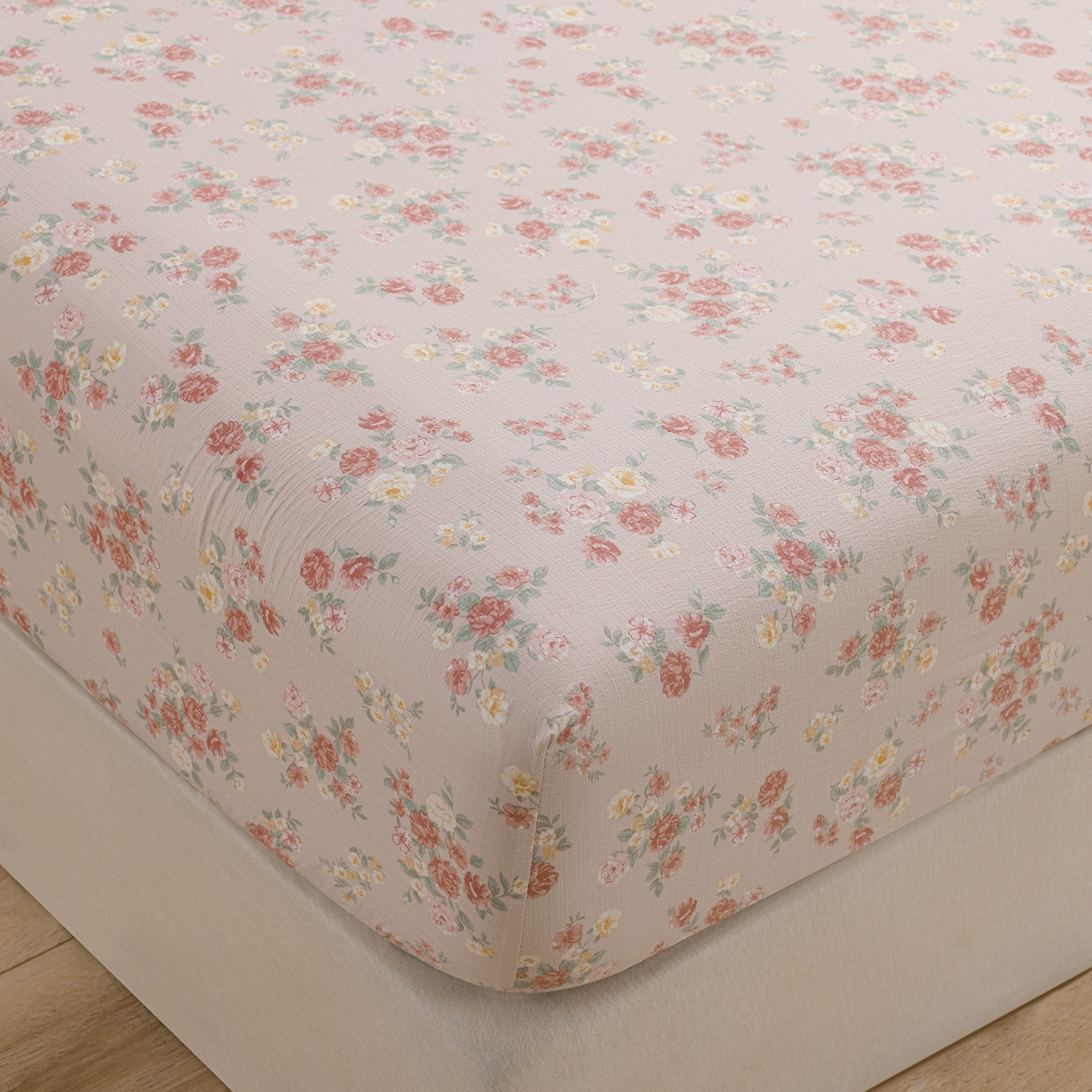 91家纺网 家纺一手货源 找家纺 叠派家纺 2025新款A类双层纱提花单品床笠系列 云水谣