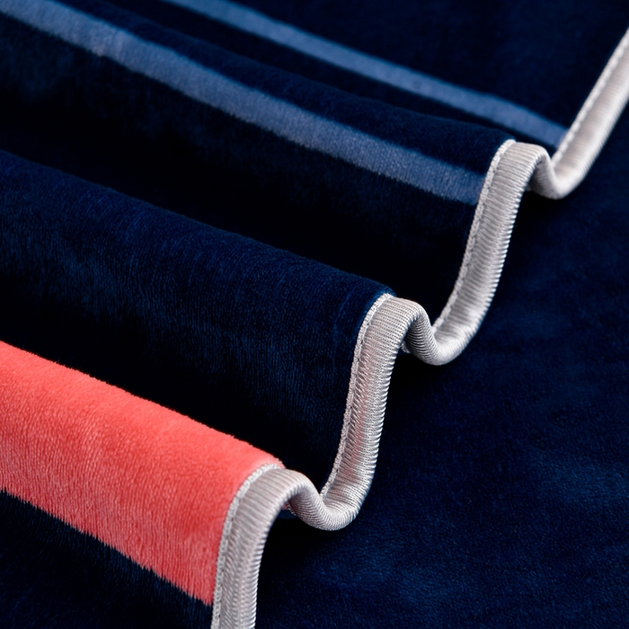 91家纺网 家纺一手货源 找家纺 2025新款加厚直播爆款牛奶绒被套金貂法莱绒单品被套比萨之约