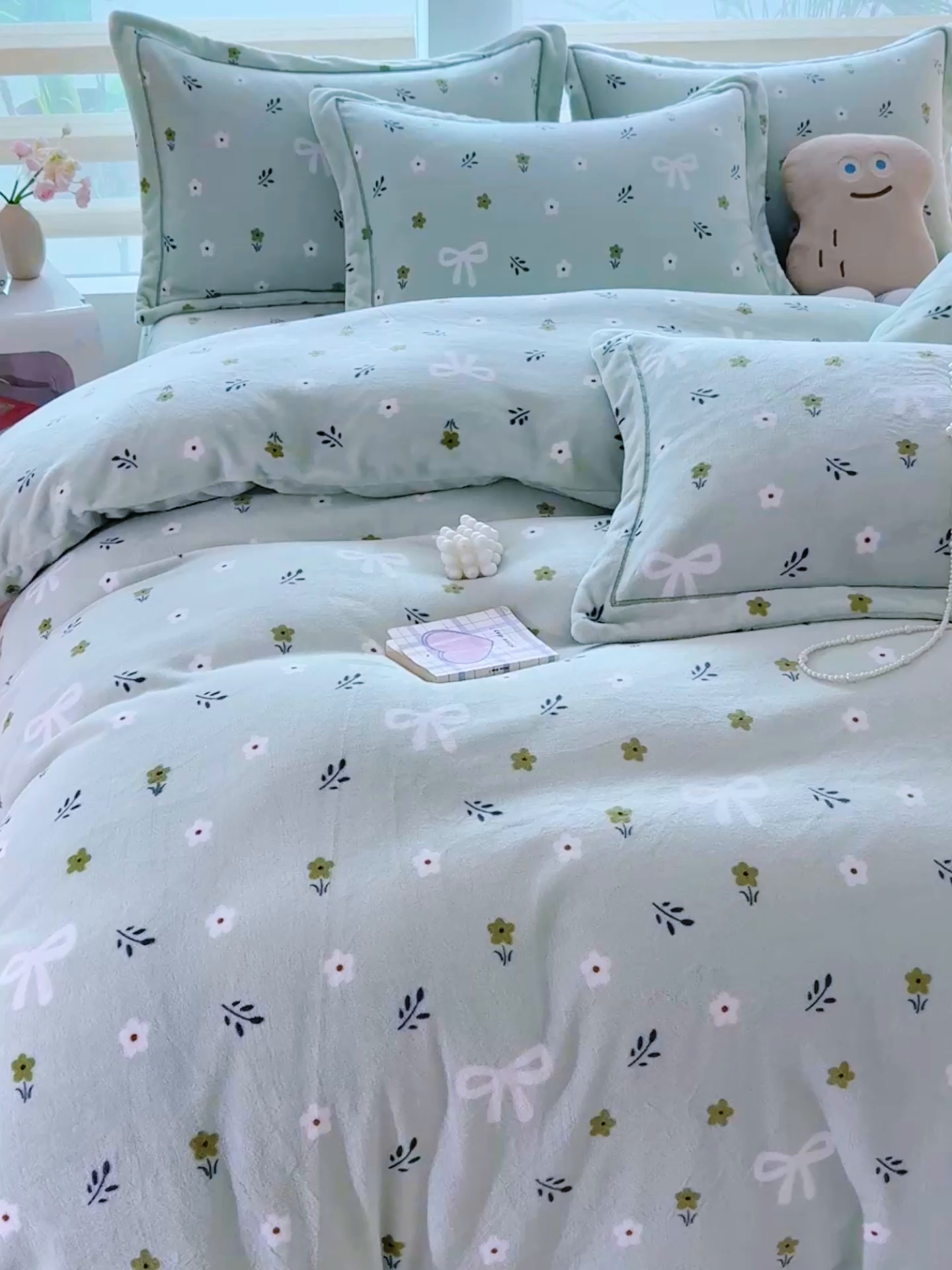 91家纺网 家纺一手货源 找家纺 优姿家纺 2025新款加厚全消光牛奶绒印花四件套 林间小风