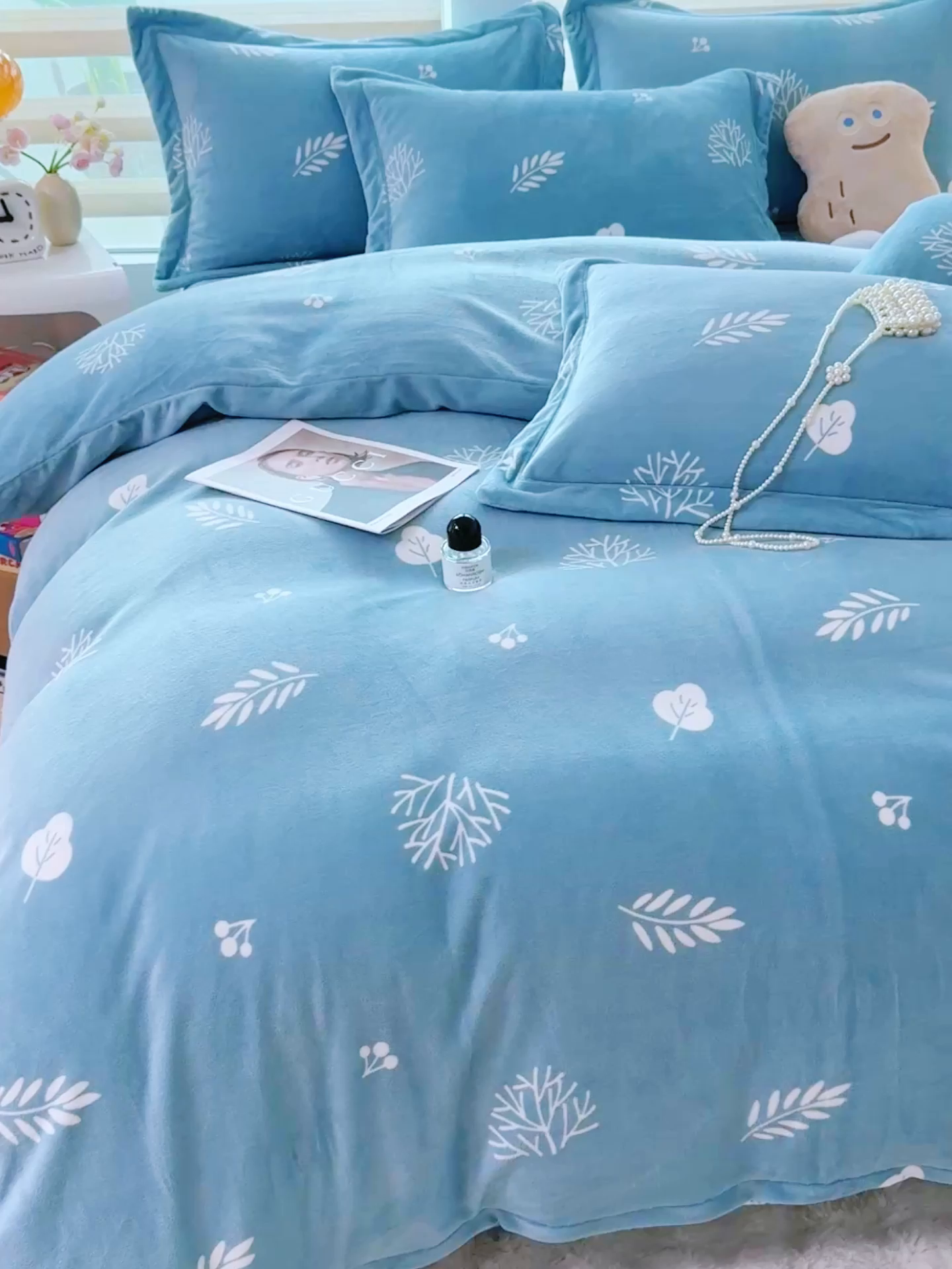 91家纺网 家纺一手货源 找家纺 优姿家纺 2025新款加厚全消光牛奶绒印花四件套 美拉时光