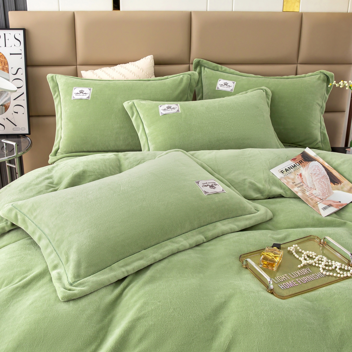 91家纺网 家纺一手货源 找家纺 优姿家纺 2025新款加厚全消光牛奶绒印花四件套 抹茶绿