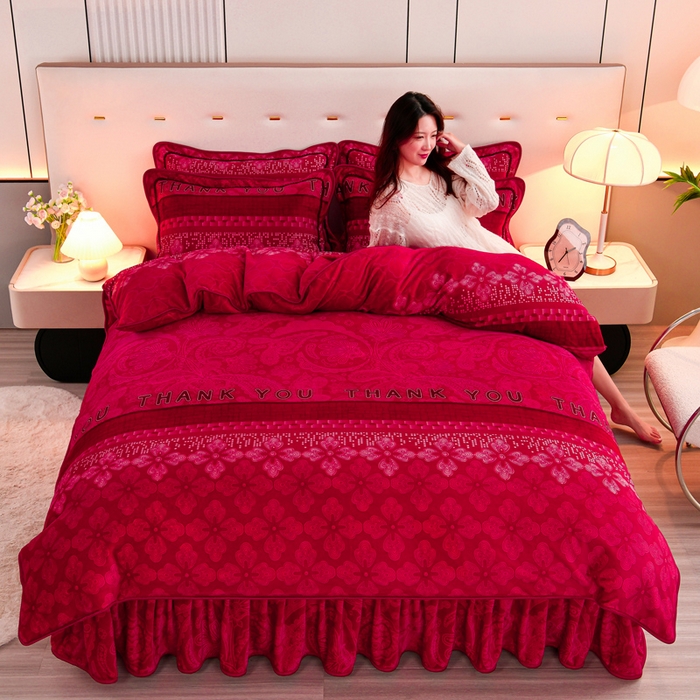 91家纺网 家纺一手货源 找家纺 2025新款加厚直播爆款牛奶绒被套金貂法莱绒单品被套浪漫主义