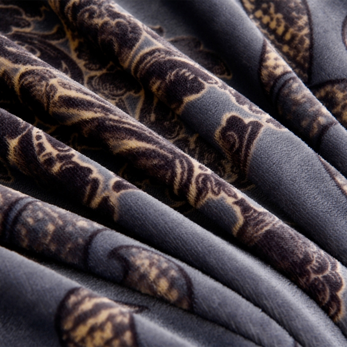 91家纺网 家纺一手货源 找家纺 2025新款加厚直播爆款牛奶绒被套金貂法莱绒单品被套盛世年华