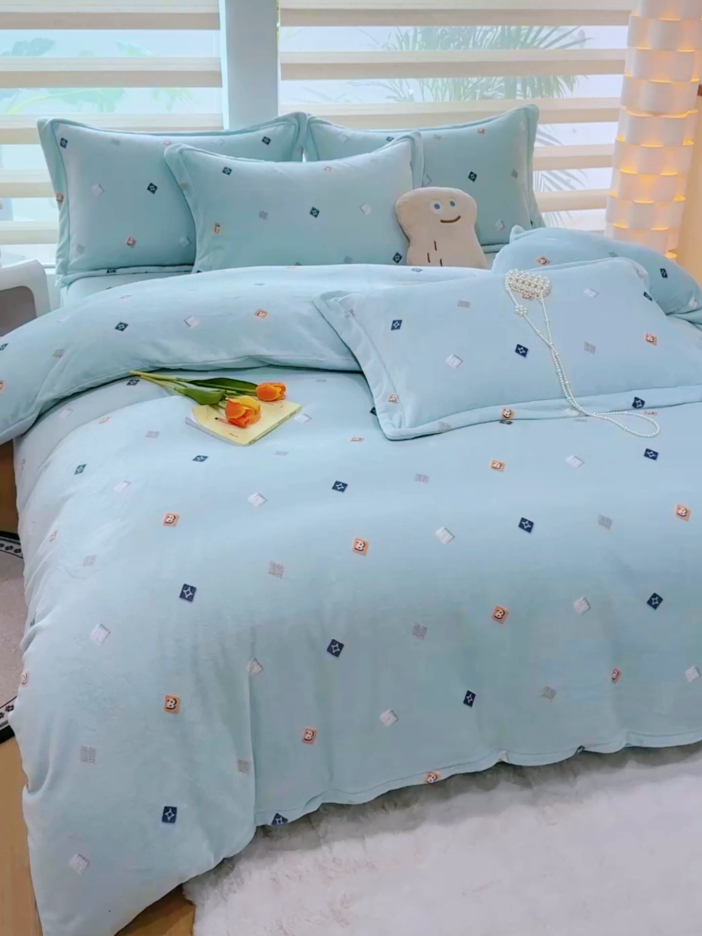 91家纺网 家纺一手货源 找家纺 优姿家纺 2025新款加厚全消光牛奶绒印花四件套 怦然心动-绿