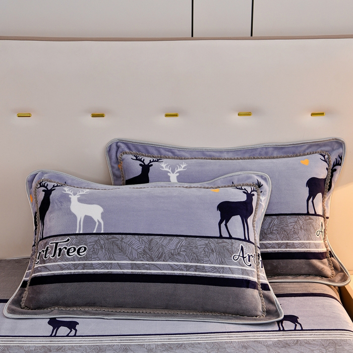 91家纺网 家纺一手货源 找家纺 2025新款加厚直播爆款牛奶绒被套金貂法莱绒单品被套一鹿有你-灰