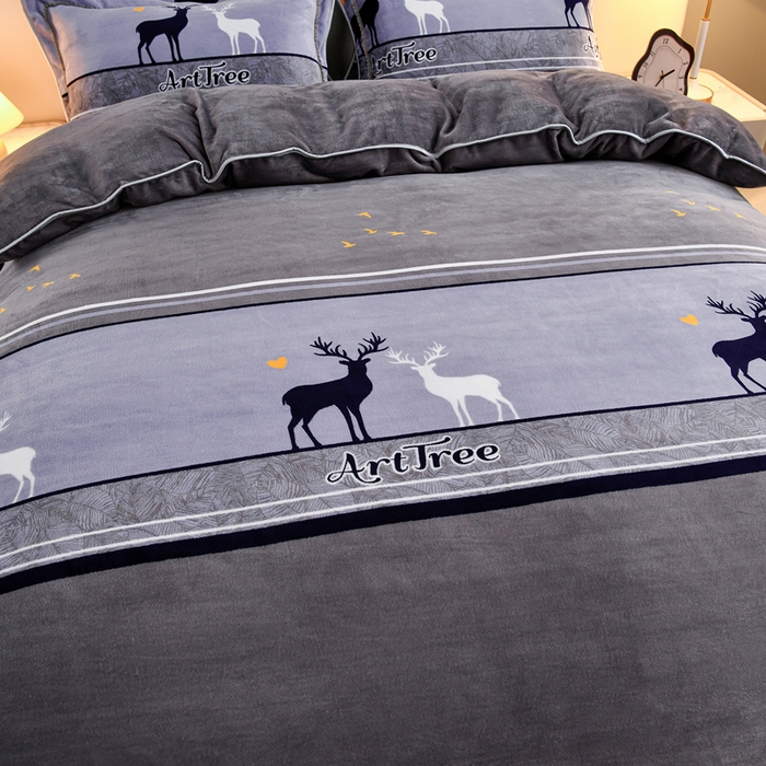 91家纺网 家纺一手货源 找家纺 2025新款加厚直播爆款牛奶绒被套金貂法莱绒单品被套一鹿有你-灰