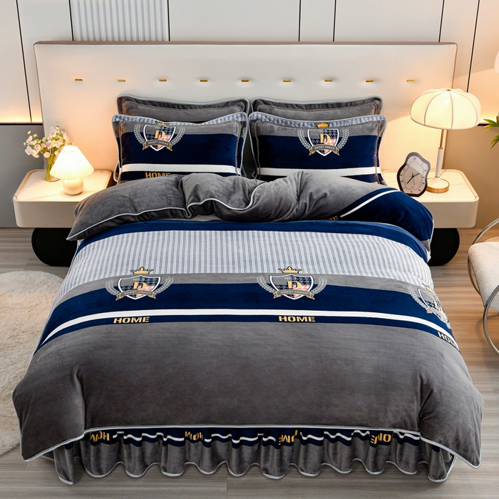 91家纺网 家纺一手货源 找家纺 2025新款加厚直播爆款牛奶绒被套金貂法莱绒单品被套英伦风格