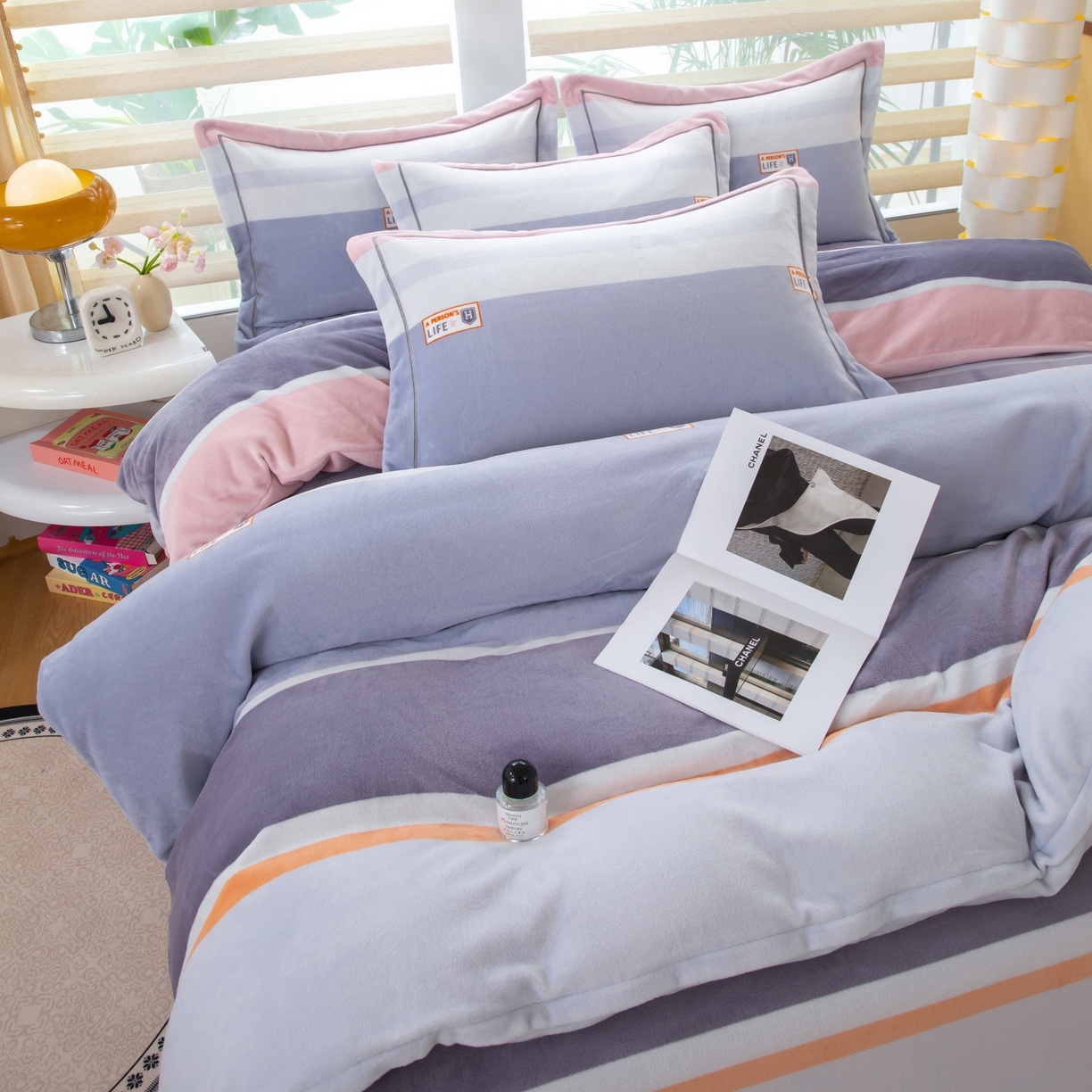 91家纺网 家纺一手货源 找家纺 优姿家纺 2025新款加厚全消光牛奶绒印花四件套 香伊爱情