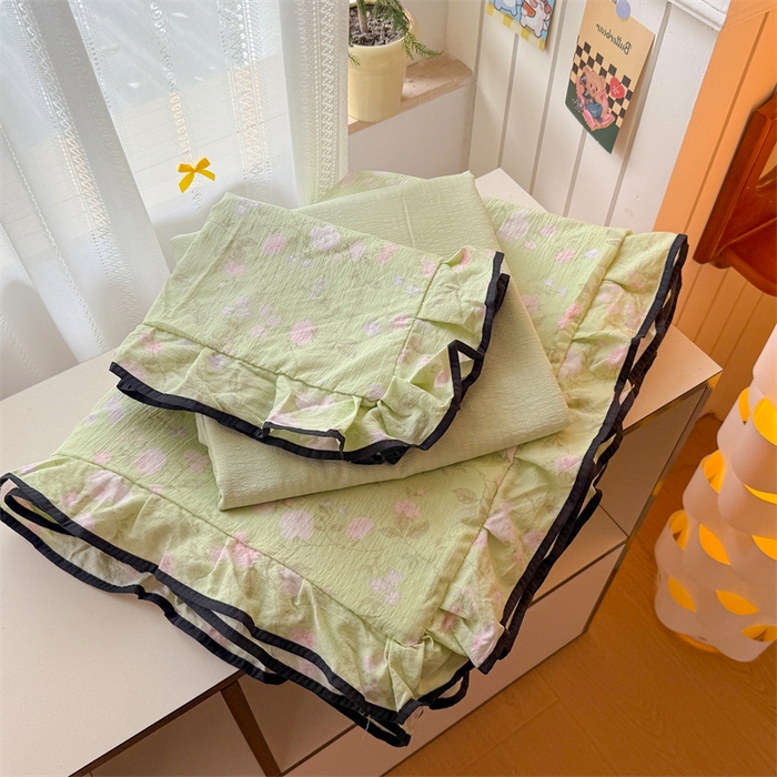 91家纺网 家纺一手货源 找家纺 （总）艾特你 爆款-2025新款云感皱皱双层纱黑色包边四件套花边学生宿舍三件套针织棉