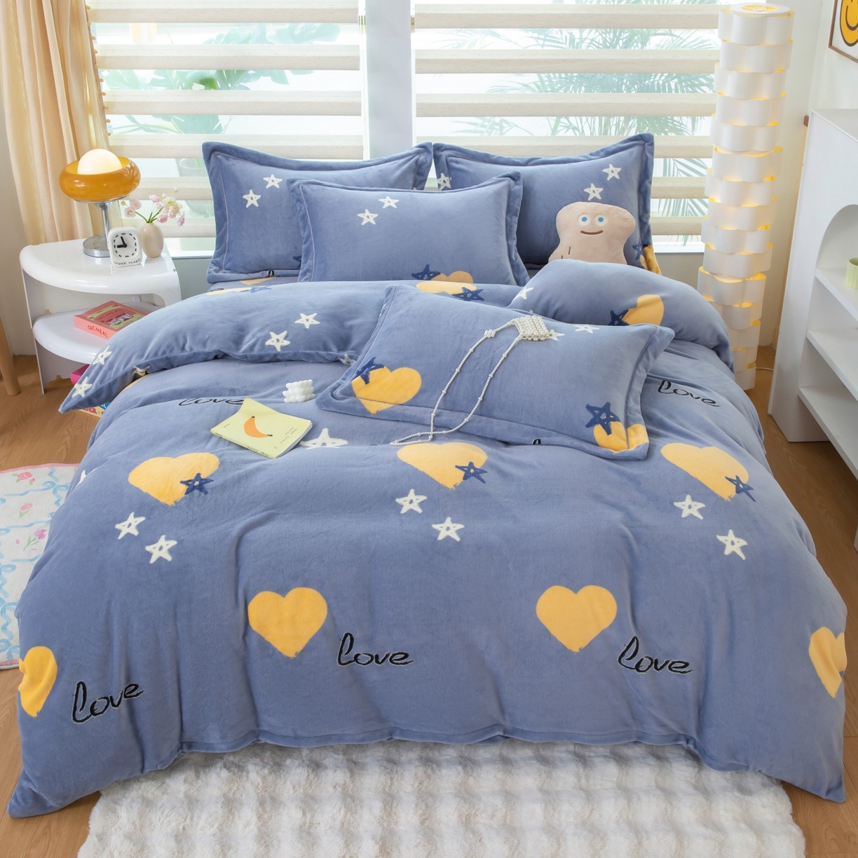 优姿家纺 2025新款加厚全消光牛奶绒印花四件套 心情爱恋