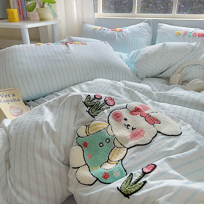 91家纺网 家纺一手货源 找家纺 韩秀家纺 2025新款水洗棉毛巾绣云朵棉四件套 可爱兔云兰