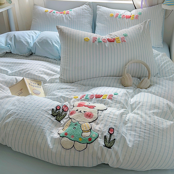 91家纺网 家纺一手货源 找家纺 韩秀家纺 2025新款水洗棉毛巾绣云朵棉四件套 可爱兔云兰
