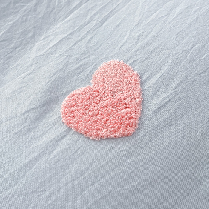 91家纺网 家纺一手货源 找家纺 韩秀家纺 2025新款水洗棉毛巾绣云朵棉四件套 心相印浅兰