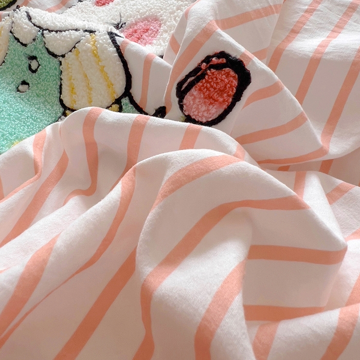 91家纺网 家纺一手货源 找家纺 韩秀家纺 2025新款水洗棉毛巾绣云朵棉四件套 可爱兔云粉色