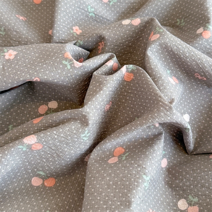 91家纺网 家纺一手货源 找家纺 艾特你 2025新款云感皱皱双层纱黑色包边四件套 黑边-春樱