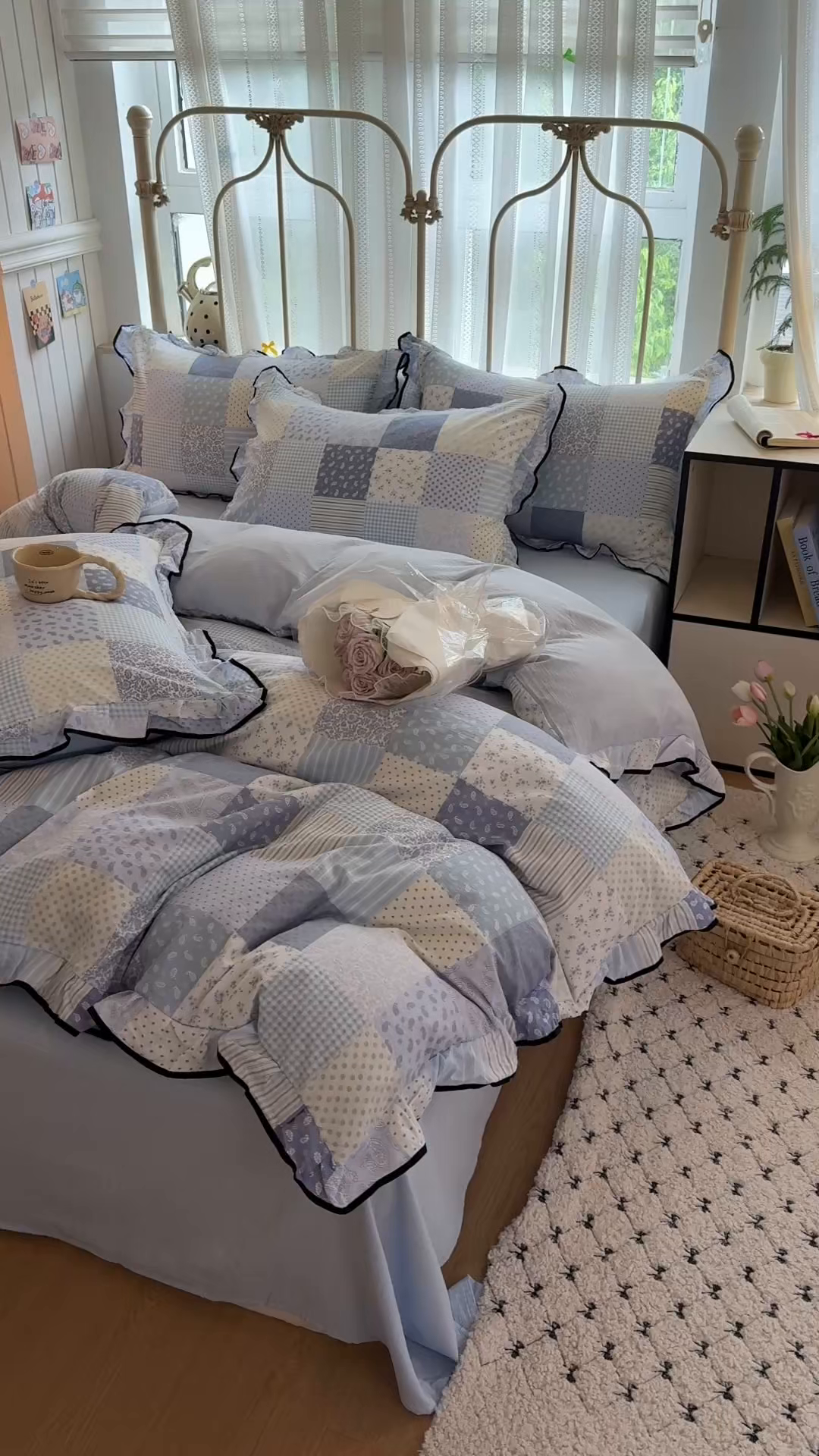 91家纺网 家纺一手货源 找家纺 艾特你 2025新款云感皱皱双层纱黑色包边四件套 黑边-半亩花田