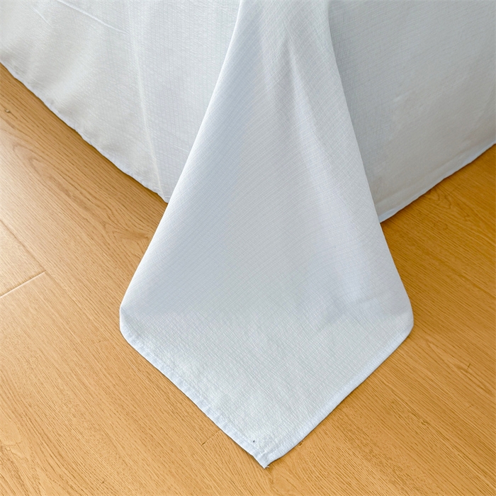 91家纺网 家纺一手货源 找家纺 艾特你 2025新款云感皱皱双层纱黑色包边四件套 黑边-格子草莓