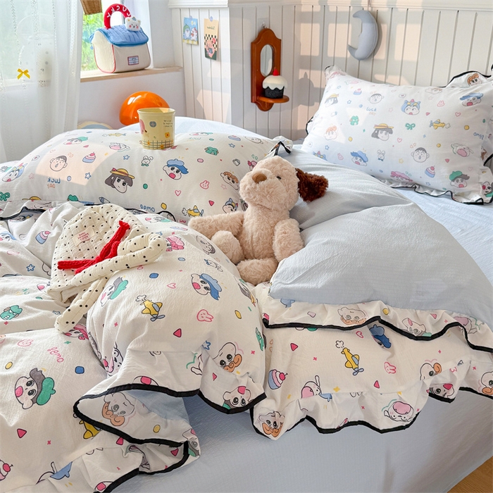 91家纺网 家纺一手货源 找家纺 艾特你 2025新款云感皱皱双层纱黑色包边四件套 黑边-快乐家族