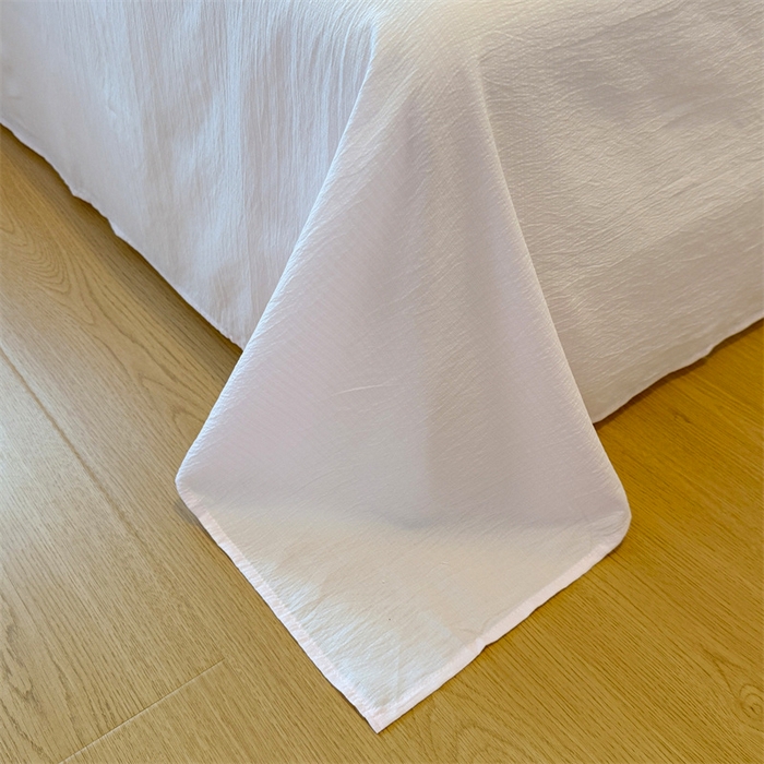 91家纺网 家纺一手货源 找家纺 艾特你 2025新款云感皱皱双层纱黑色包边四件套 黑边-喵喵酱