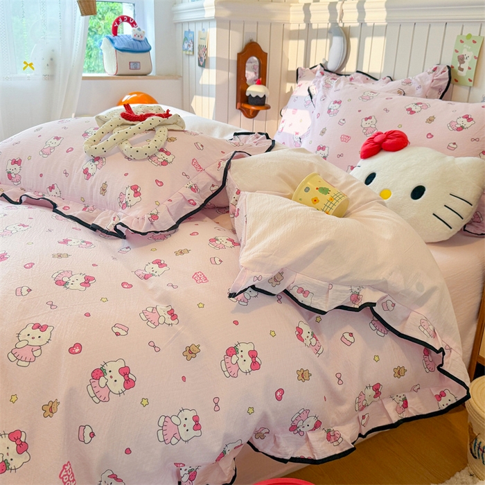 91家纺网 家纺一手货源 找家纺 艾特你 2025新款云感皱皱双层纱黑色包边四件套 黑边-喵喵酱