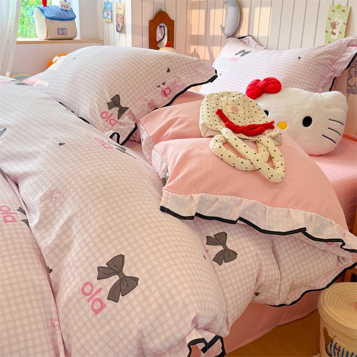 91家纺网 家纺一手货源 找家纺 艾特你 2025新款云感皱皱双层纱黑色包边四件套 黑边-少女日记