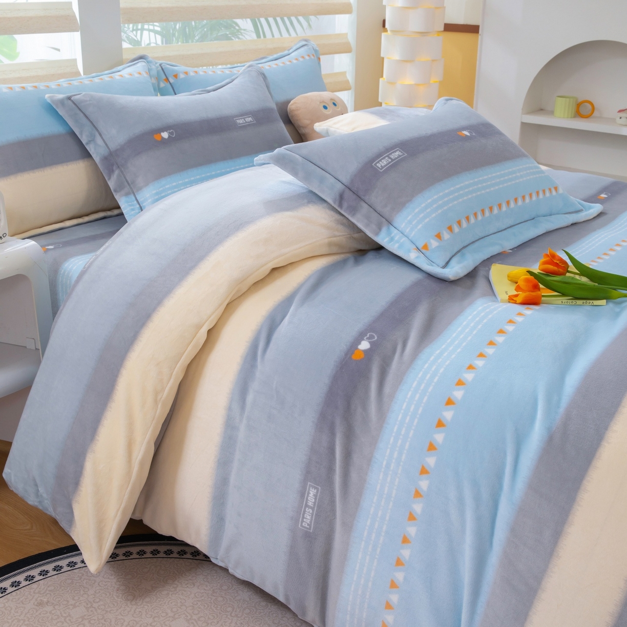 91家纺网 家纺一手货源 找家纺 优姿家纺 2025新款加厚全消光牛奶绒印花四件套 一见倾心