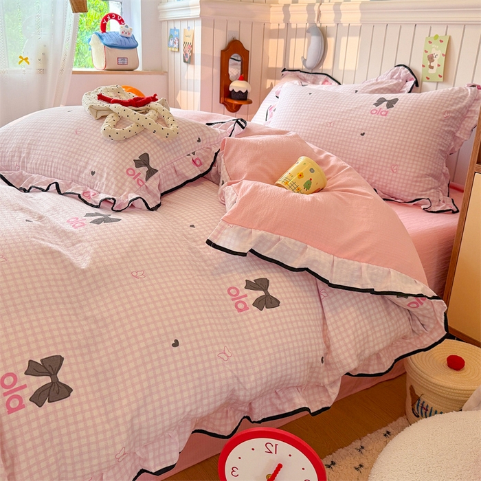 91家纺网 家纺一手货源 找家纺 艾特你 2025新款云感皱皱双层纱黑色包边四件套 黑边-少女日记