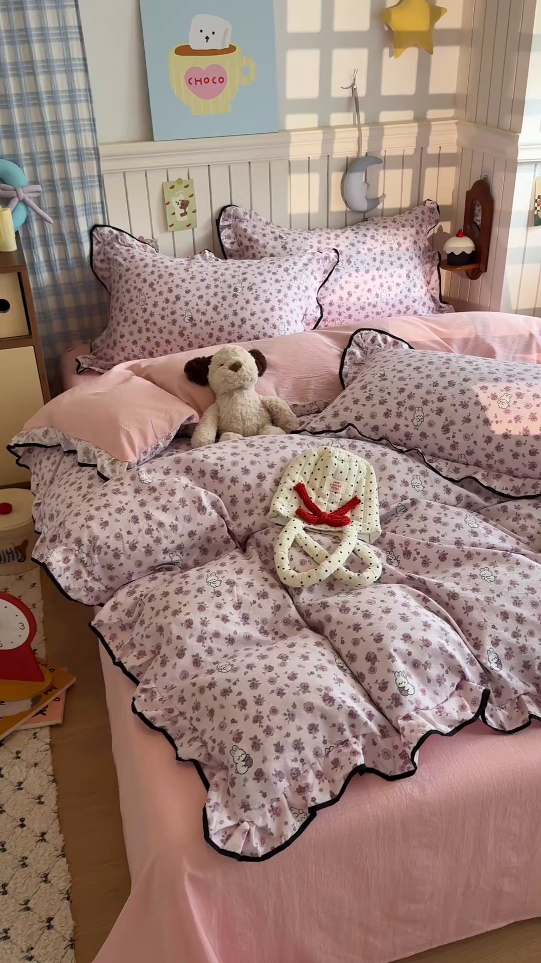 91家纺网 家纺一手货源 找家纺 艾特你 2025新款云感皱皱双层纱黑色包边四件套 黑边-甜兔碎花