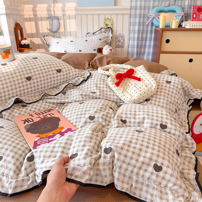 91家纺网 家纺一手货源 找家纺 艾特你 2025新款云感皱皱双层纱黑色包边四件套 黑边-心格