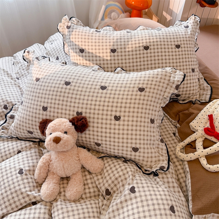 91家纺网 家纺一手货源 找家纺 艾特你 2025新款云感皱皱双层纱黑色包边四件套 黑边-心格