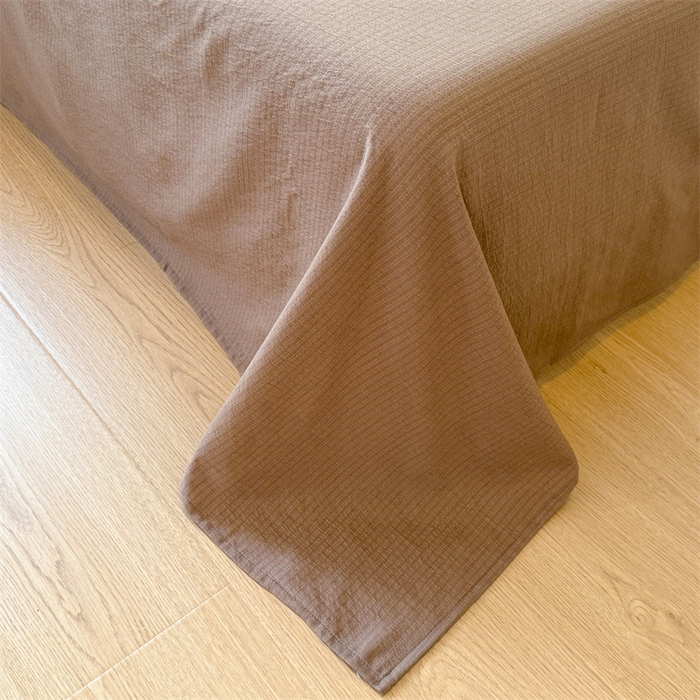 91家纺网 家纺一手货源 找家纺 艾特你 2025新款云感皱皱双层纱黑色包边四件套 黑边-心格