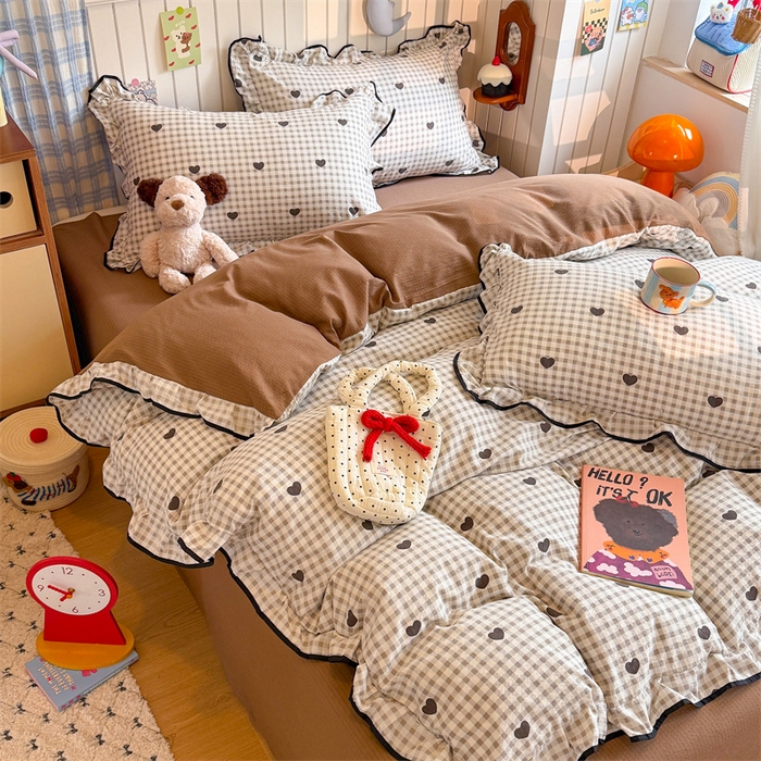 91家纺网 家纺一手货源 找家纺 艾特你 2025新款云感皱皱双层纱黑色包边四件套 黑边-心格