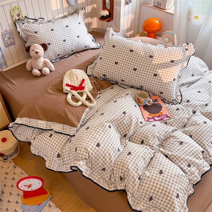 91家纺网 家纺一手货源 找家纺 艾特你 2025新款云感皱皱双层纱黑色包边四件套 黑边-心格