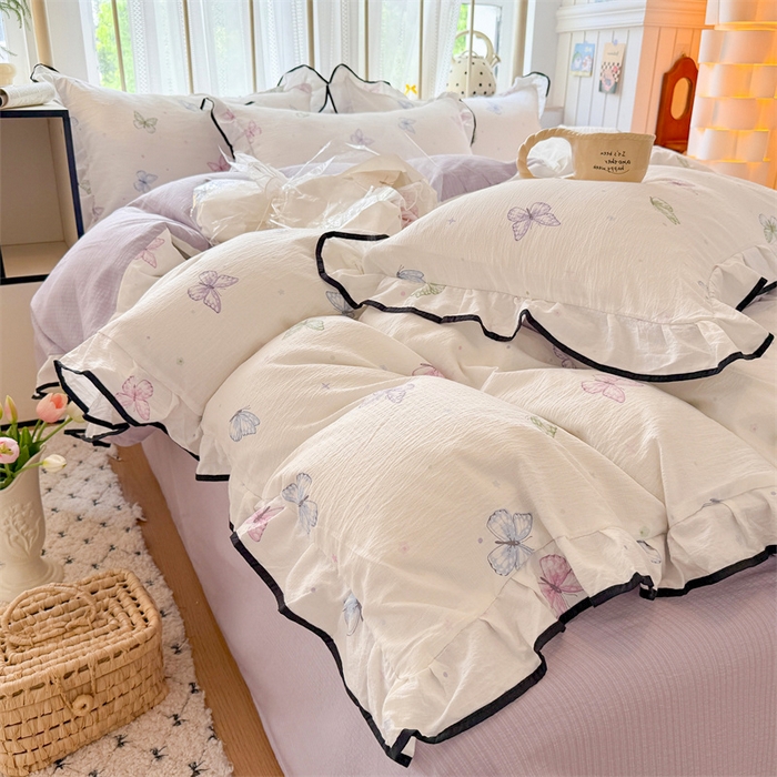 91家纺网 家纺一手货源 找家纺 艾特你 2025新款云感皱皱双层纱黑色包边四件套 黑边-炫彩蝴蝶