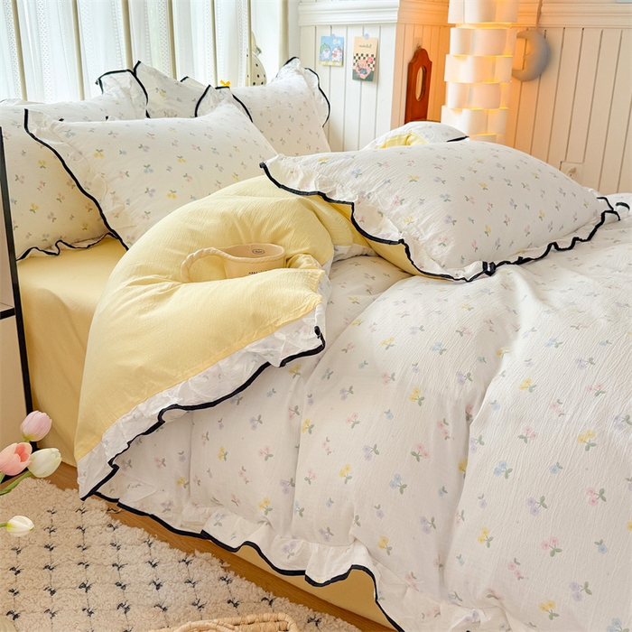 91家纺网 家纺一手货源 找家纺 艾特你 2025新款云感皱皱双层纱黑色包边四件套 黑边-樱桃小花