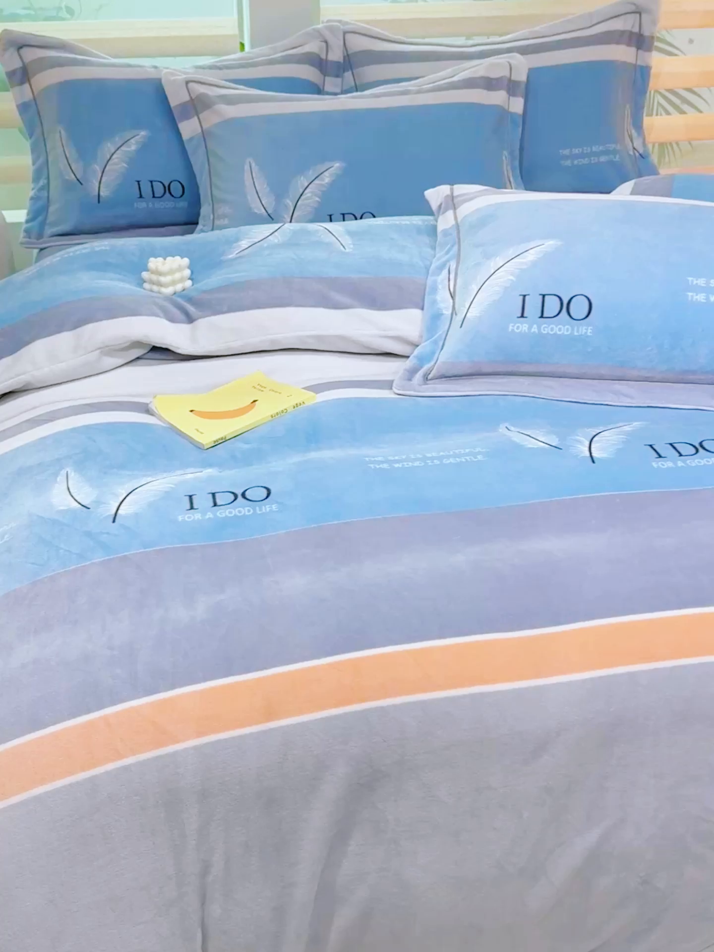 91家纺网 家纺一手货源 找家纺 优姿家纺 2025新款加厚全消光牛奶绒印花四件套 羽柔时尚