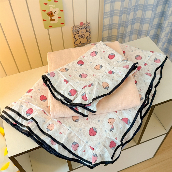 艾特你 2025新款云感皱皱双层纱黑色包边四件套 黑边-芝士莓莓