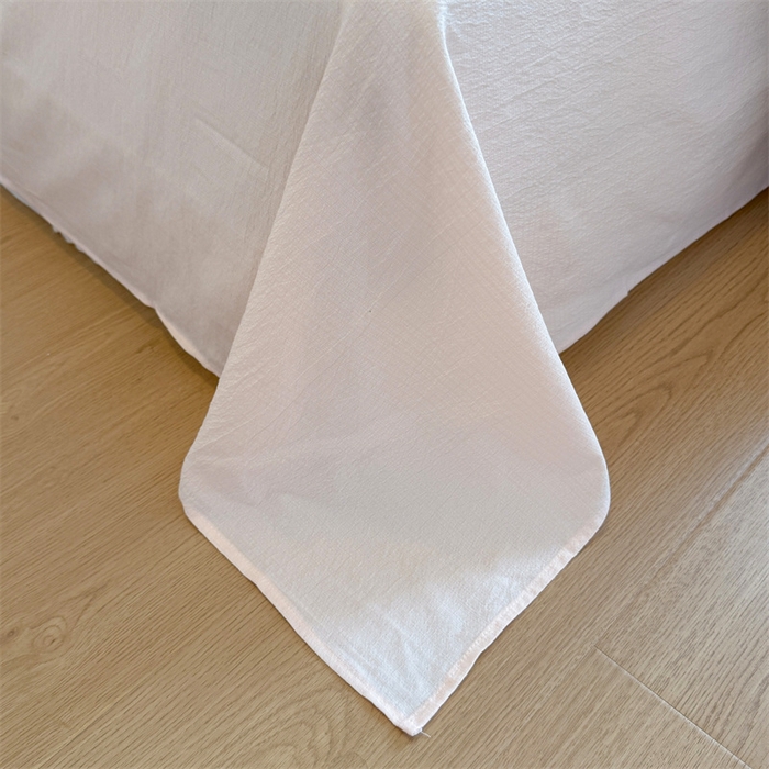 91家纺网 家纺一手货源 找家纺 艾特你 2025新款云感皱皱双层纱黑色包边四件套 黑边-芝士莓莓