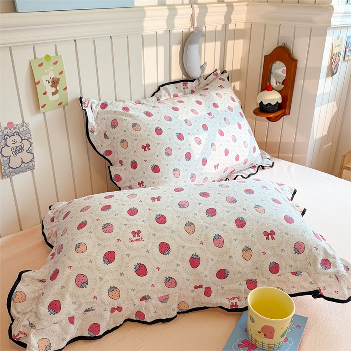 91家纺网 家纺一手货源 找家纺 艾特你 2025新款云感皱皱双层纱黑色包边四件套 黑边-芝士莓莓