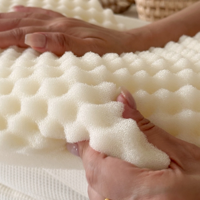 91家纺网 家纺一手货源 找家纺 伟邦枕芯 2025新款全棉华夫格可水洗硅胶儿童枕枕头枕芯 可爱羊咩咩